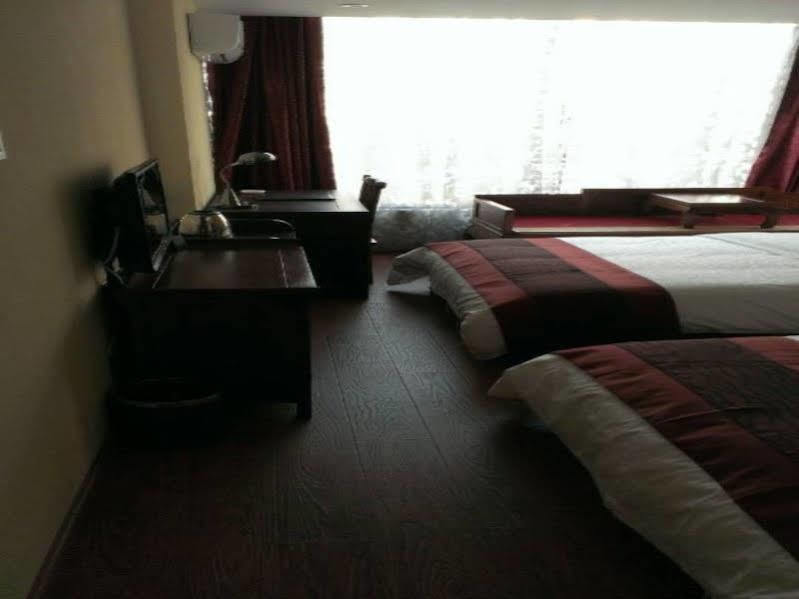 Kunming Green Lake Hostel Εξωτερικό φωτογραφία